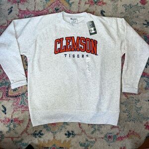NWT Champion embroidered Clemson crew neck!